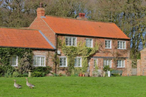 Characterful Yorkshire cottage, beautiful views